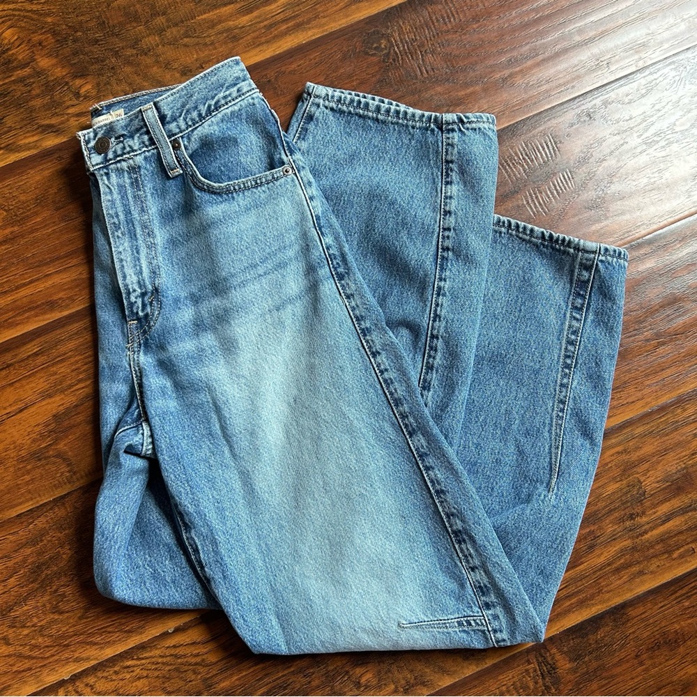 Levi’s Cinch Barrel Jeans Medium Wash - Picture 2 of 5